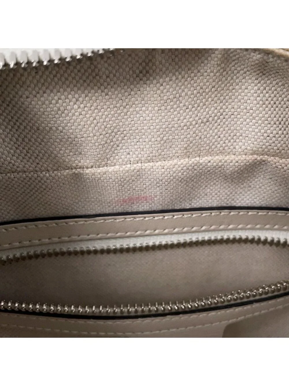 Gucci Shoulder Bag GG Embossed Leather White
